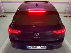 2022 Volkswagen Golf 2.0 TDI Prestige, синий — фото 4