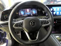 2022 Volkswagen Golf 2.0 TDI Prestige, синий — фото 8