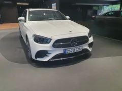 2023 Mercedes-Benz E-Class E250 AMG Line — фото 3