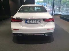 2023 Mercedes-Benz E-Class E250 AMG Line — фото 6