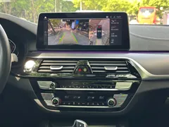 2023 BMW 5-Series 520i M Sport — фото 15