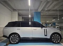 2023 Land Rover Range Rover P530 Autobiography Long Wheel Base — фото 15