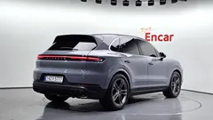 2024 Porsche Cayenne 3.0 — фото 2