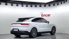 2023 Porsche Cayenne 3.0 COUPE PLATINUM EDITION, белый — фото 2
