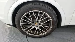 2023 Porsche Cayenne 3.0 COUPE PLATINUM EDITION, белый — фото 5