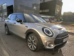 2023 Mini Clubman Standard, серо-серебристый — фото 3
