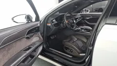 2020 Audi S8 4.0 TFSI Quattro LWB — фото 11