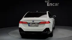 2024 BMW 5-Series 520i M Sport — фото 4