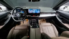 2024 BMW 5-Series 520i M Sport — фото 7