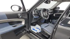 2023 Mini Countryman ALL4 Classic Launch Pack, чёрный — фото 10