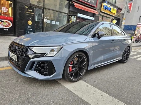 2024 Audi RS3 2.5 TFSI Quattro