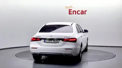 2023 Mercedes-Benz E-Class E220d 4MATIC Exclusive — фото 4