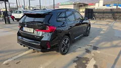 2023 BMW X1 sDrive 20i M Sport, чёрный — фото 14