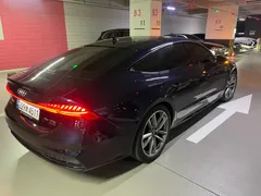 2022 Audi A7 55 TFSI Quattro Premium — фото 3