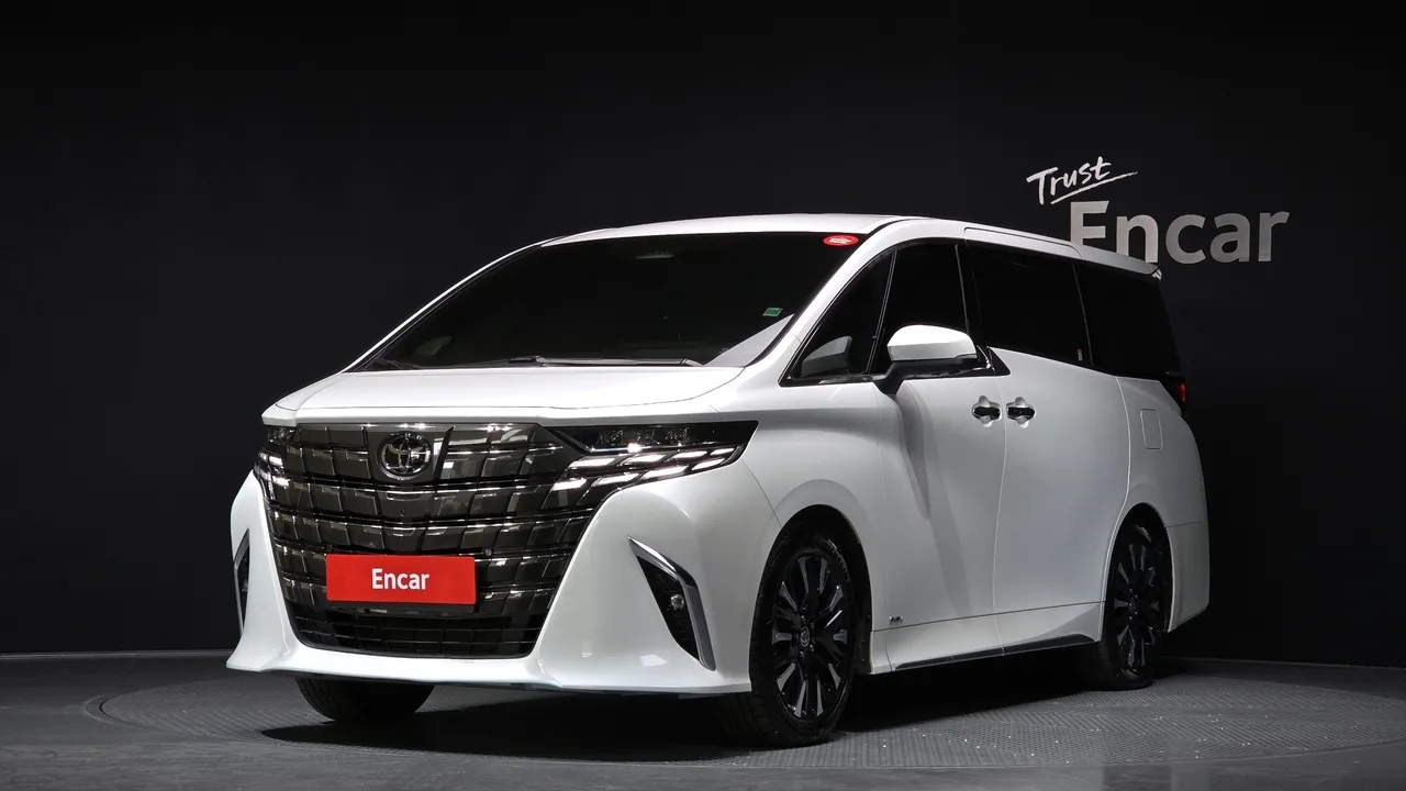 2024 Toyota Alphard 2.5 HEV Executive AWD
