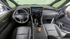2024 Toyota Alphard 2.5 HEV Executive AWD, белый — фото 7