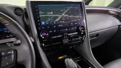 2024 Toyota Alphard 2.5 HEV Executive AWD, белый — фото 14