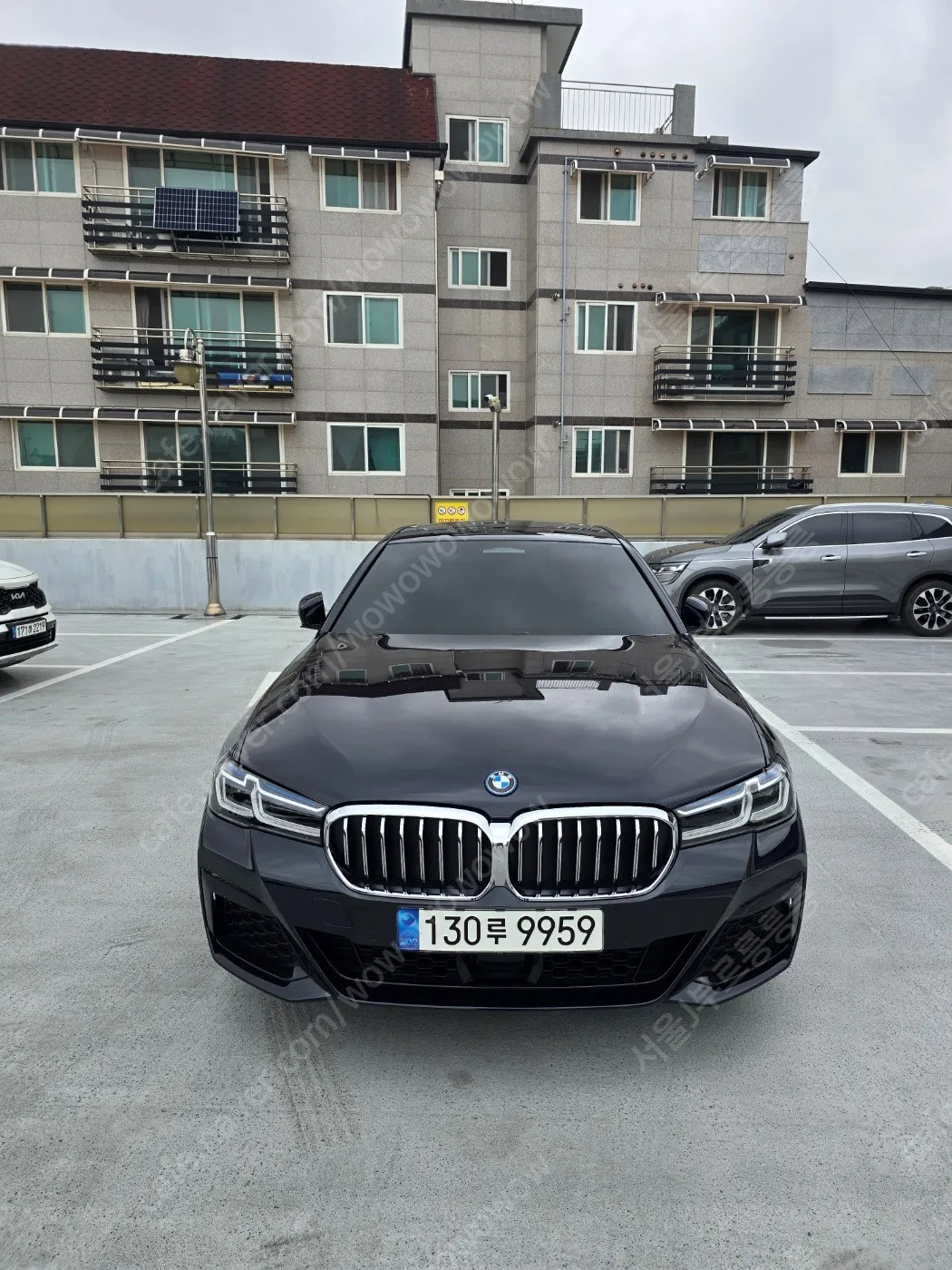 2023 BMW 5-Series 530e M Sport