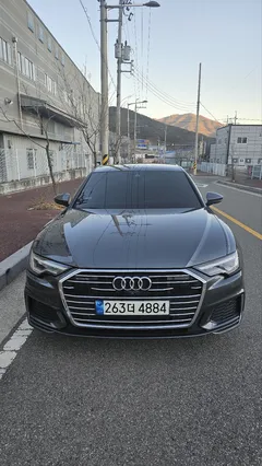 2022 Audi A6 45 TFSI Quattro Premium — фото 1
