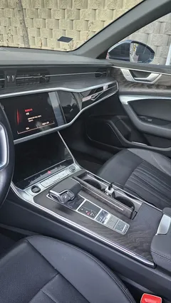 2022 Audi A6 45 TFSI Quattro Premium — фото 7