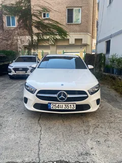 2022 Mercedes-Benz A-Class A220 Hatchback — фото 12