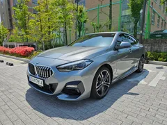2023 BMW 2-Series 220i M Sports — фото 2