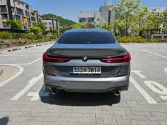 2023 BMW 2-Series 220i M Sports — фото 4