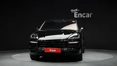 2023 Porsche Cayenne 3.0 E-HYBRID COUPE PLATINUM EDITION — фото 3