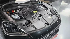 2023 Porsche Cayenne 3.0 E-HYBRID COUPE PLATINUM EDITION — фото 6