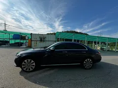 2023 Mercedes-Benz E-Class E350 4MATIC Exclusive — фото 5