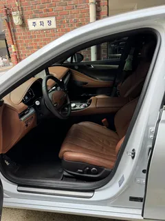 2023 Genesis G80 Gasoline 2.5 Turbo 2WD — фото 6