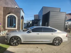 2023 Volvo S90 B6 AWD Ultimate Bright — фото 3