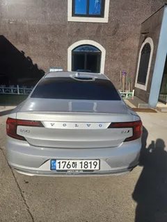 2023 Volvo S90 B6 AWD Ultimate Bright — фото 4