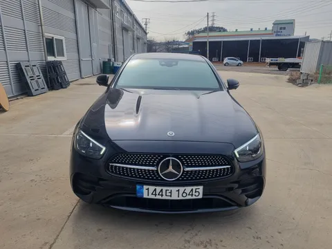 2023 Mercedes-Benz E-Class E350 4MATIC AMG Line