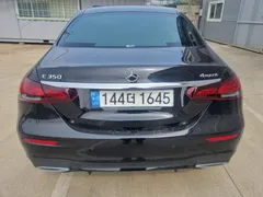 2023 Mercedes-Benz E-Class E350 4MATIC AMG Line — фото 3