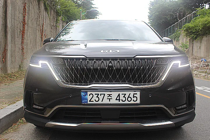 2023 Kia Carnival Gasoline 7-Seater Signature
