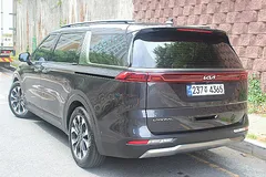 2023 Kia Carnival Gasoline 7-Seater Signature — фото 2