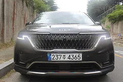 2023 Kia Carnival Gasoline 7-Seater Signature — фото 12