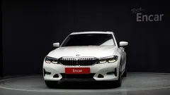 2021 BMW 3-Series 320i Luxury, белый — фото 3