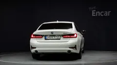 2021 BMW 3-Series 320i Luxury, белый — фото 4