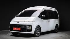 2023 Hyundai Staria 4WD Lounge 7-Seater — фото 1