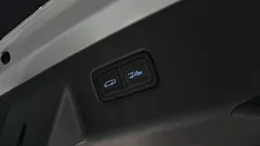 2023 Hyundai Staria 4WD Lounge 7-Seater — фото 19