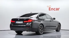 2023 BMW 5-Series 530i xDrive M Sport Package — фото 2