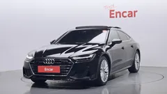 2021 Audi A7 45 TDI Quattro Premium, чёрный — фото 1