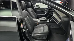 2021 Audi A7 45 TDI Quattro Premium, чёрный — фото 10