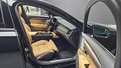 2023 Volvo S90 B6 AWD Ultimate Bright, чёрный — фото 10