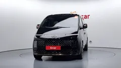 2024 Hyundai Staria 4WD Lounge 7-Seater — фото 3