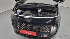 2024 Hyundai Staria 4WD Lounge 7-Seater — фото 6