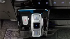 2024 Hyundai Staria 4WD Lounge 7-Seater — фото 9