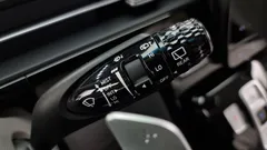 2024 Hyundai Staria 4WD Lounge 7-Seater — фото 17